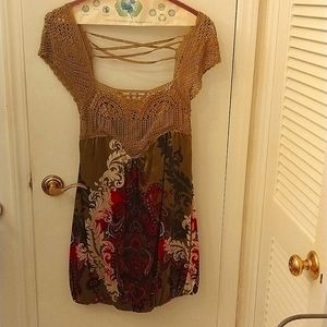 Bebe crochet and silk print dress
